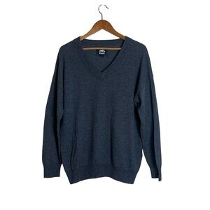 Roots gray wool blend v neck knit sweater. Size large